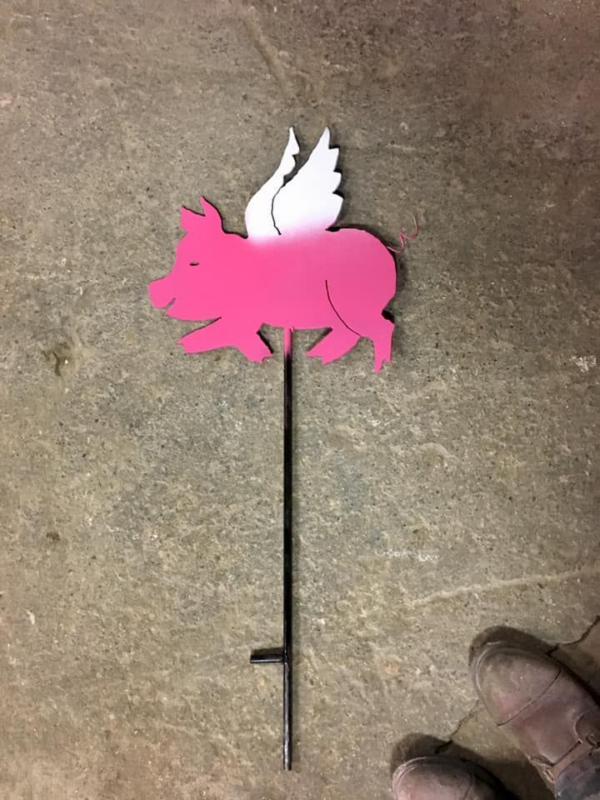 Flying Pig Metal Yard Stake