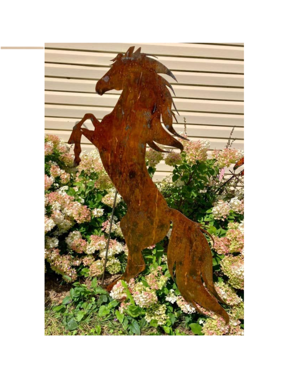 Rusty Horse