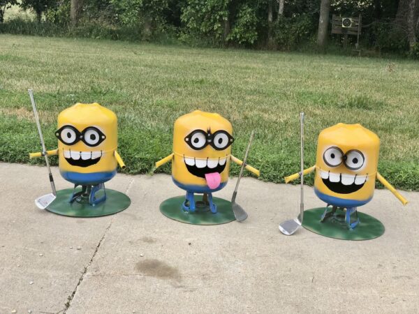 Minion Golfing